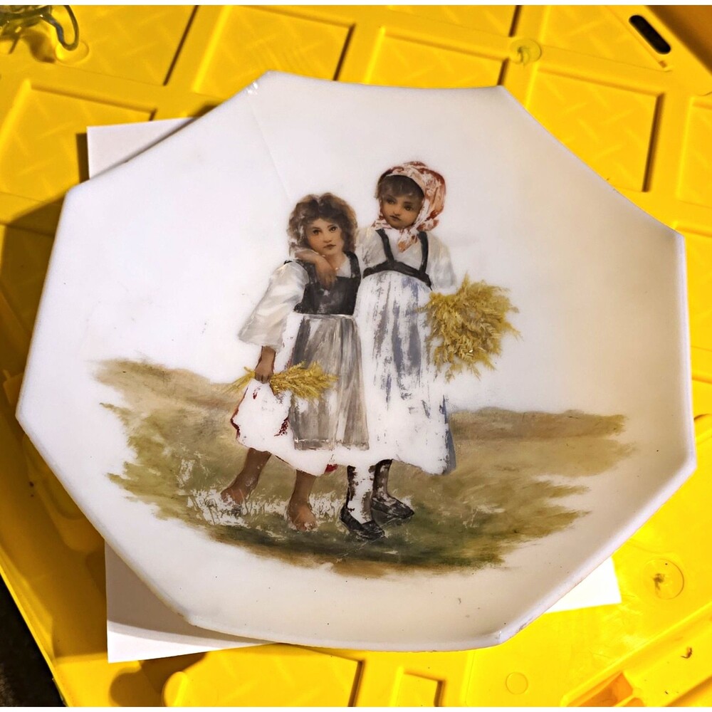 Octagon Decorative Collector Plate White Multicolor Figural Children Theme